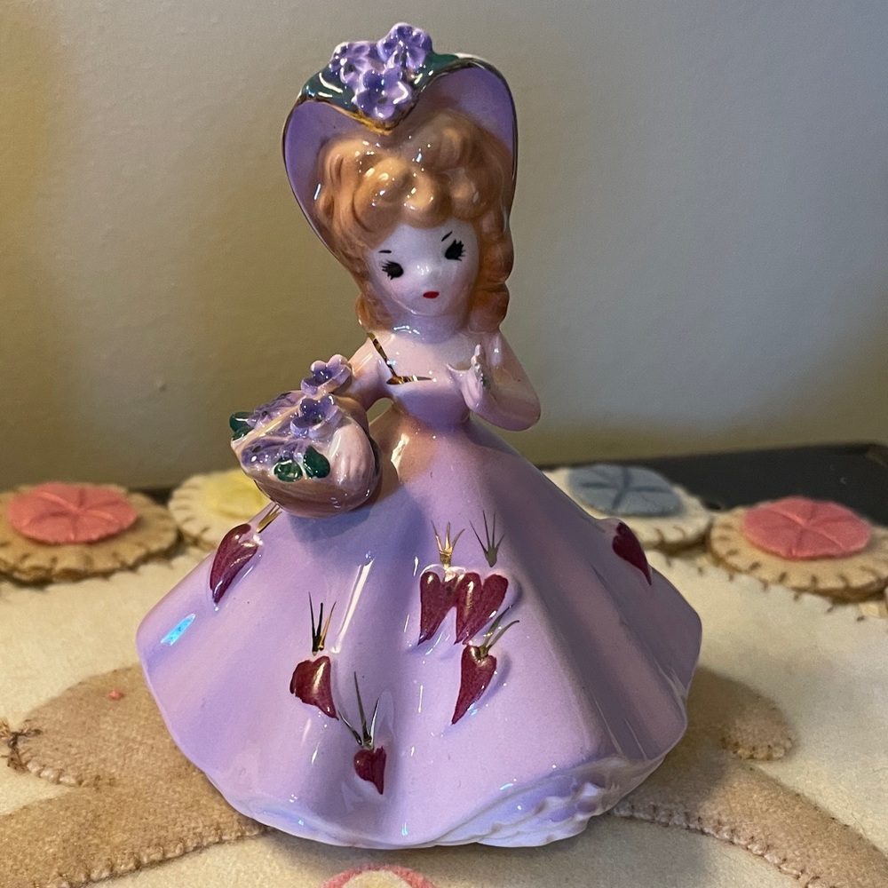 Vintage Josef Originals FEBRUARY Doll of the Month Figurine
